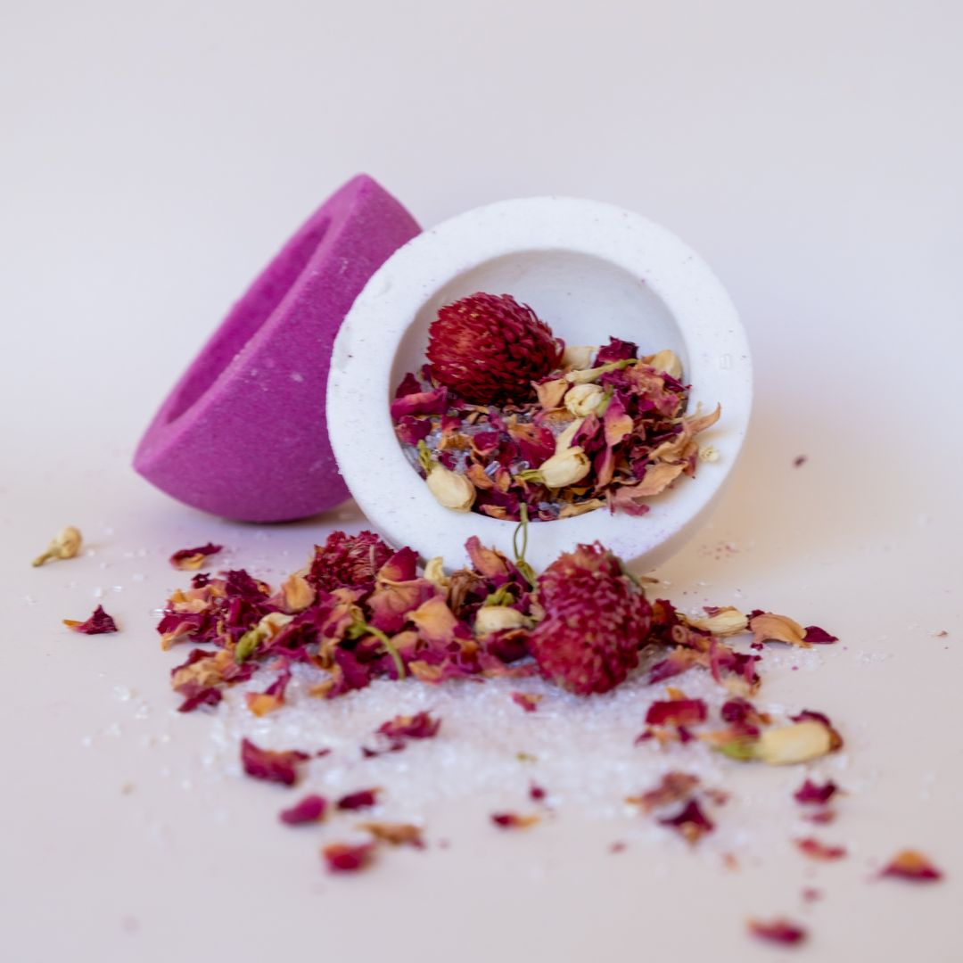 Flower Bomb - Petals & Magnesium filled Bath Bomb-Luxury Bath Bomb-Elena Bath and Body-natural-chemical-free-bath-bombs-for-kids-made-in-australia